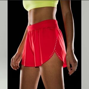 Lululemon Find Your Pace High Rise Shorts Size 0 XXS XS in Color Love Red